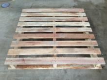 Pallet gỗ 2 hướng nâng <br />1150 x 1150 x 140  (UV-H06)